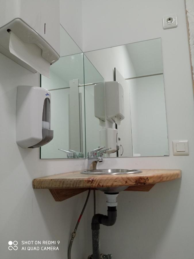 Albergue Alecer Caldas De Reis Bagian luar foto