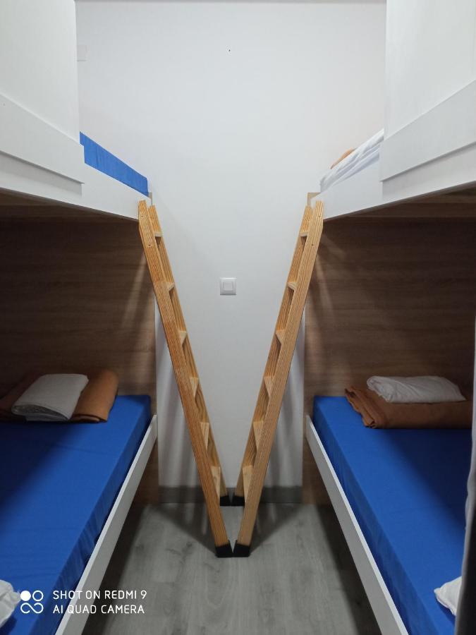 Albergue Alecer Caldas De Reis Bagian luar foto