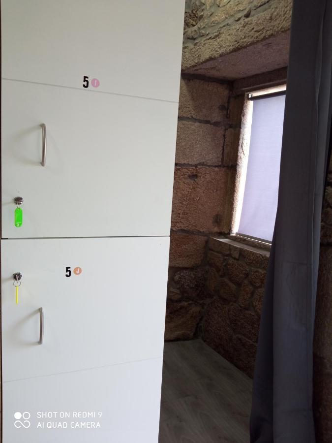 Albergue Alecer Caldas De Reis Bagian luar foto