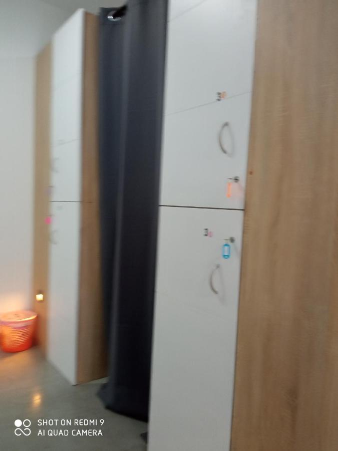 Albergue Alecer Caldas De Reis Bagian luar foto
